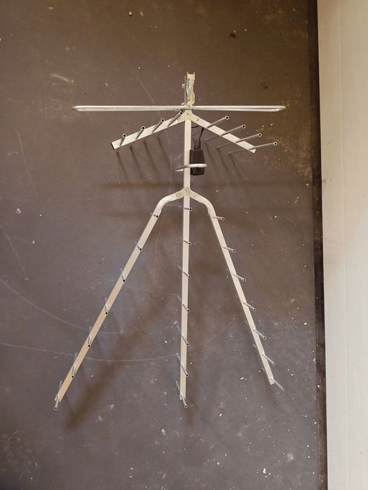 Sprzedam antenę telewizyjną