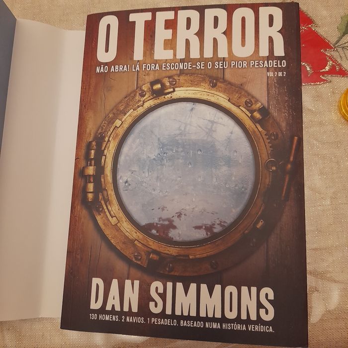 Livro "O Terror volume 2"