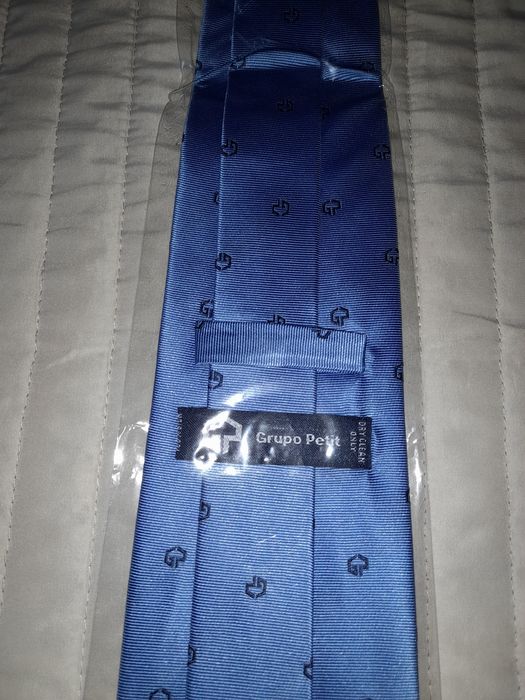 Кроватка, галстук