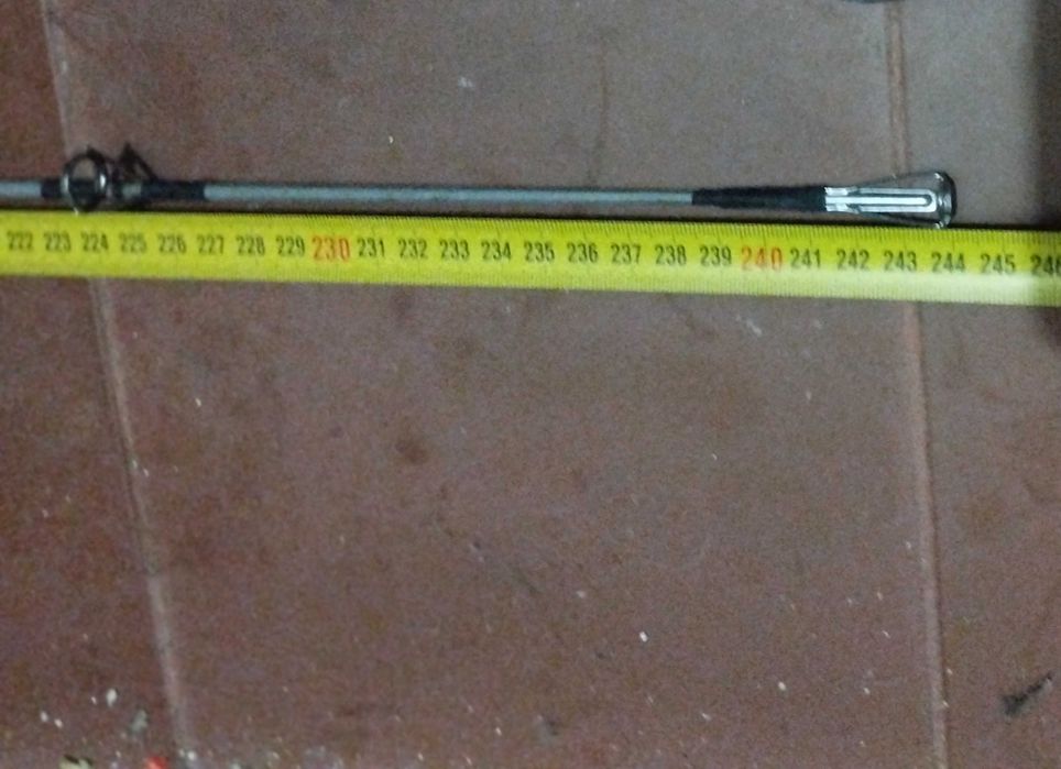 Cana de pesca com carreto