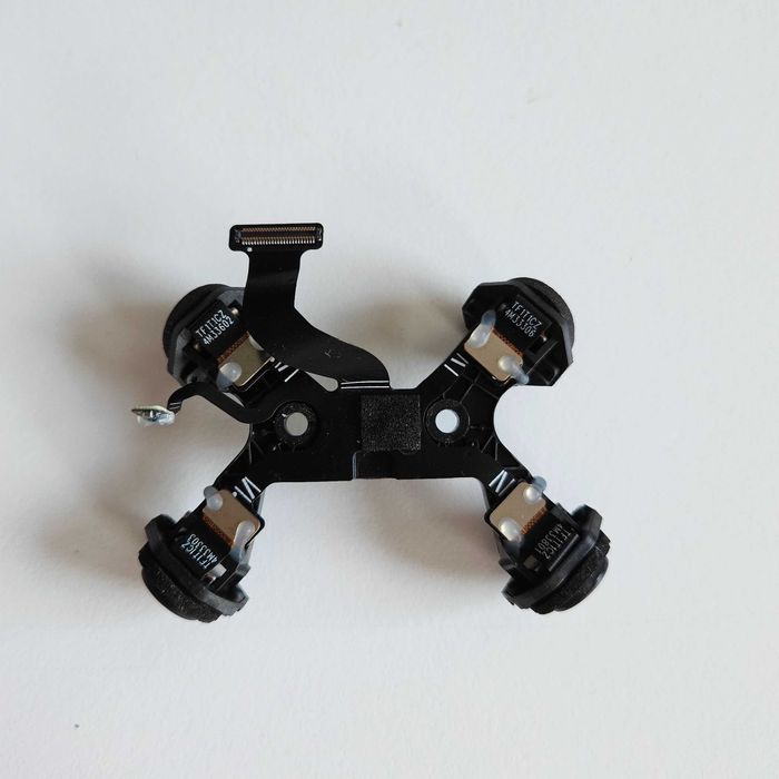 DJI mini 4 pro czujniki przód-tył