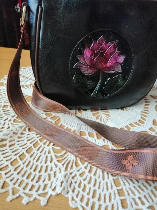 Torebka listonoszka nowa