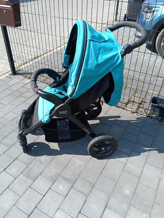 Witam serdecznie sprzedam spacerówkę firmy britax stan bardzo dobry .