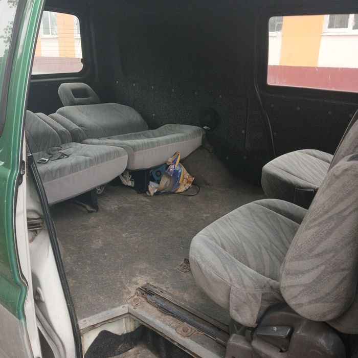 Mitsubishi l400 2.5л