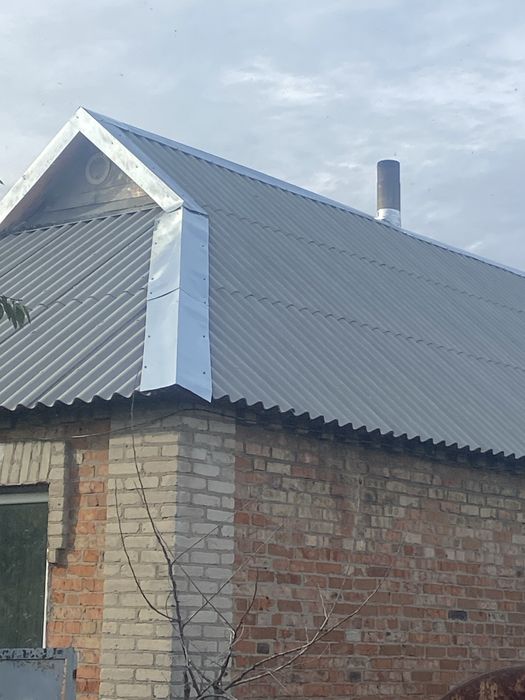 Кровля из шифера, замена шифера, ремонт, установка коньков витровой