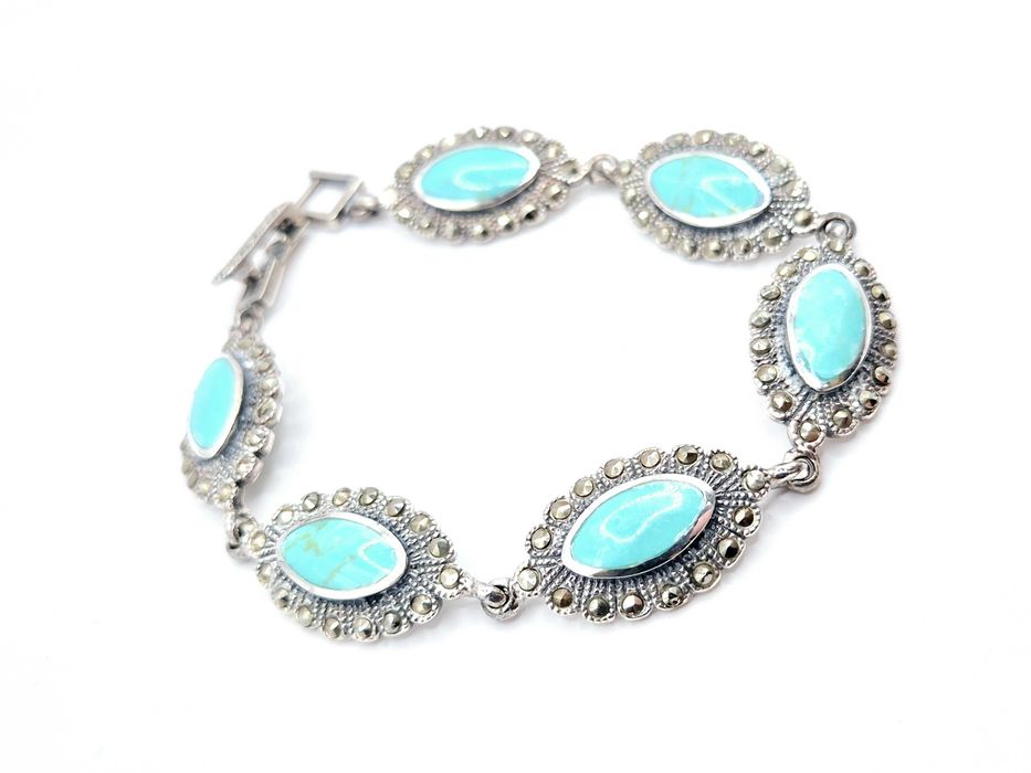 Elegancka bransoletka wykonana ze srebra próby .925