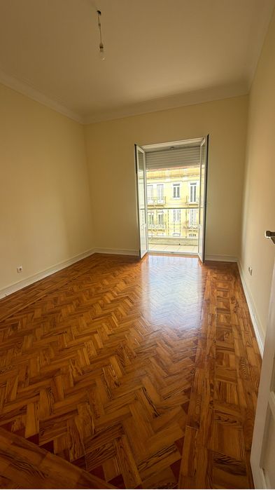 T3+1 em lisboa zona central junto Alameda