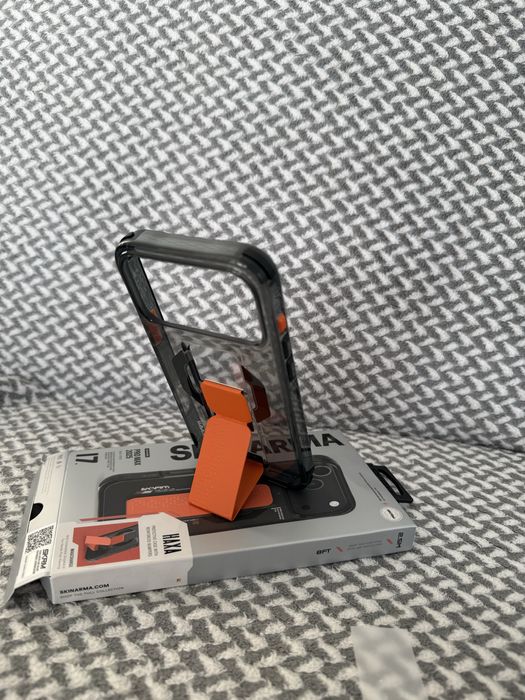 Nowe etui Skinarma do Iphone 17 Pro Max