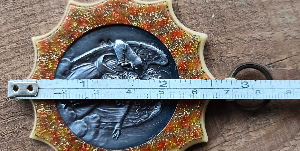 Antigo medalhão pendente de berço prata baquelite Anjo da Guarda