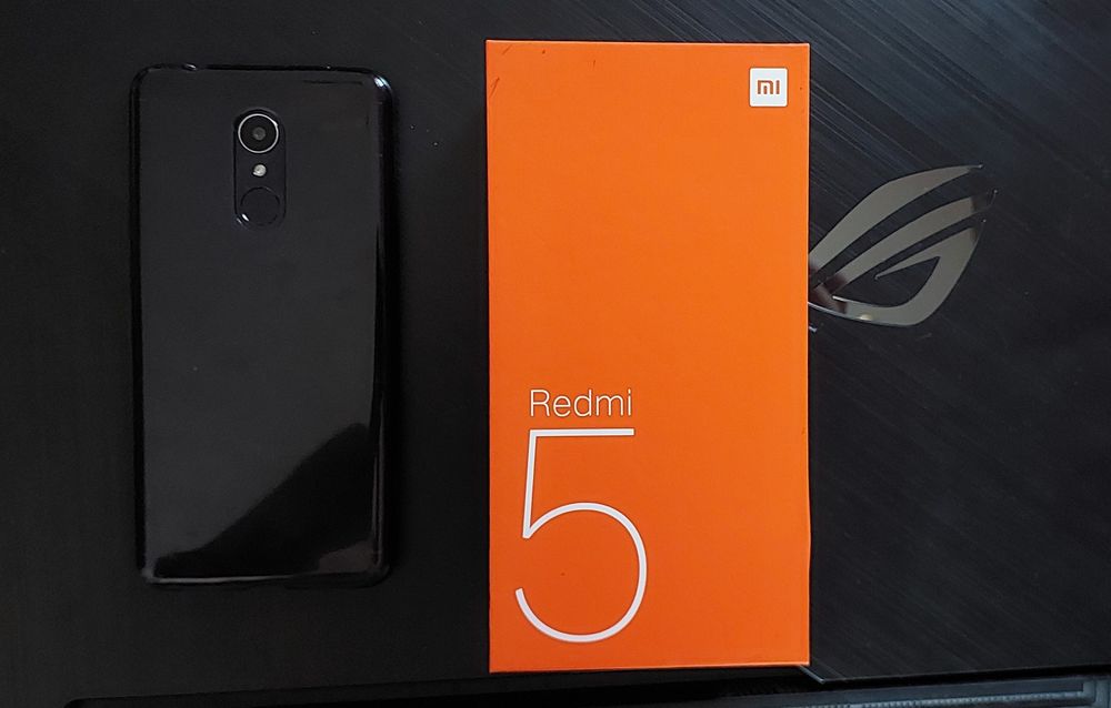Смартфон Xiaomi Redmi 5