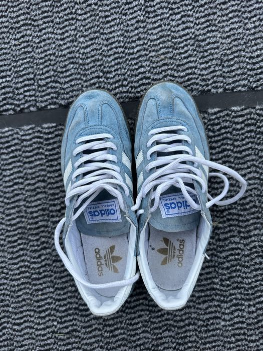 продам кросівки Adidas Special