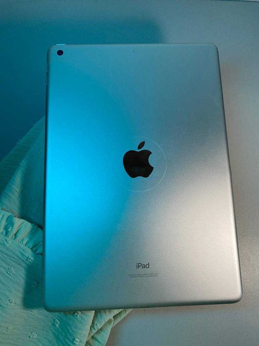 Планшет iPad 9 - 64GB  Б/В