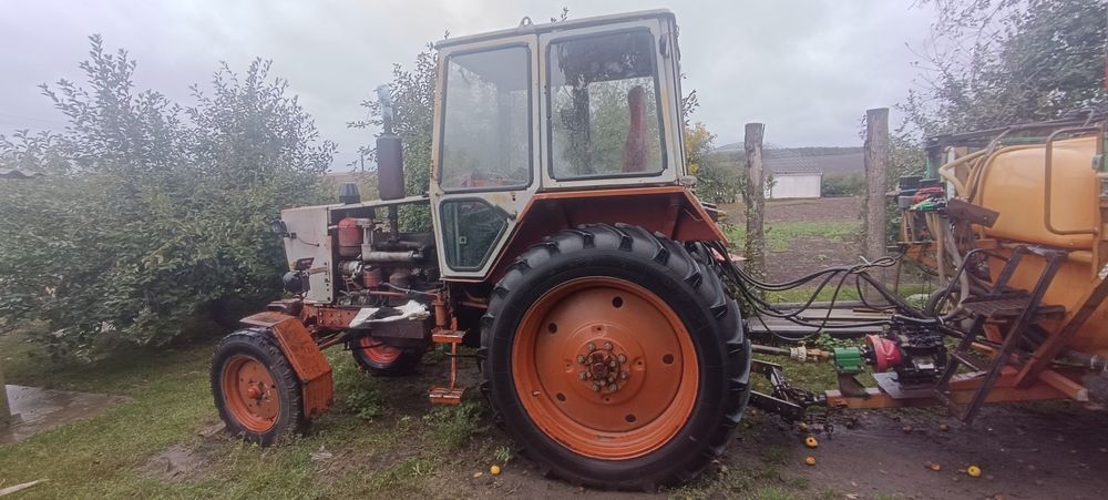 ЮМЗ 6ЛК велика кабіна