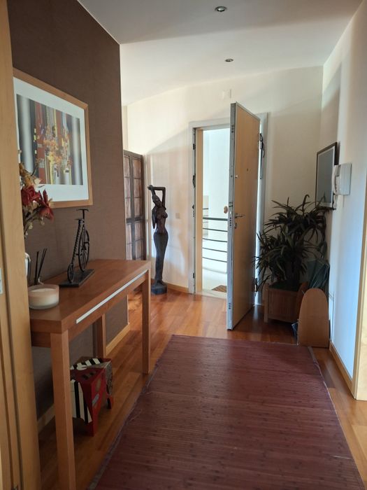 Apartamento T3 com Garagem