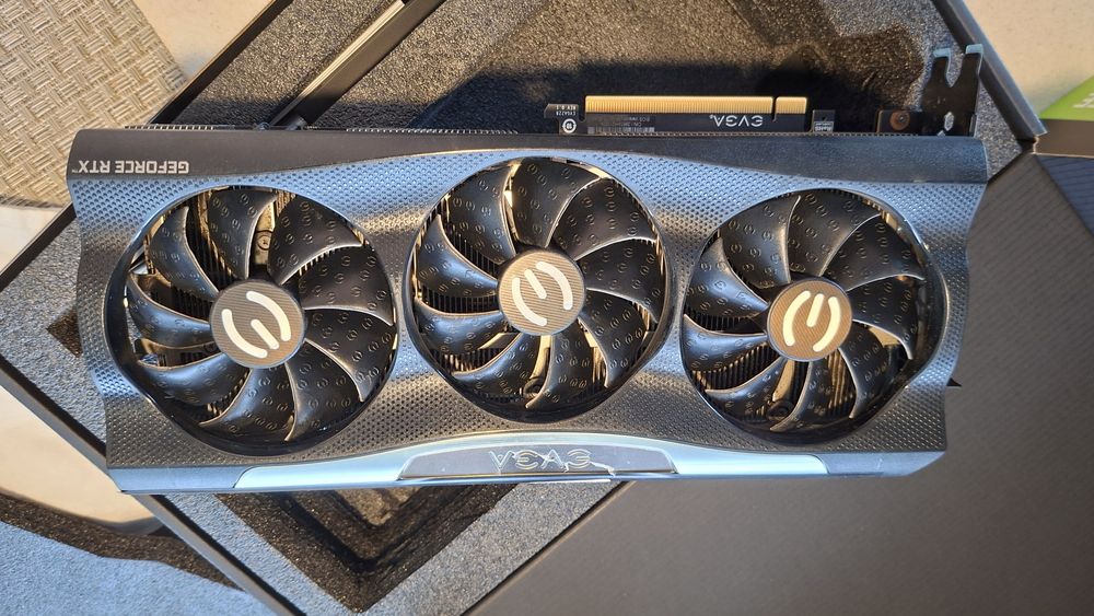 Vebdo Rtx 3080ti EVGA ftw3 Ultra