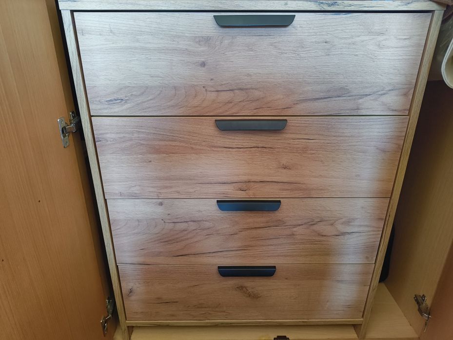 Cómoda e mesas de cabeceira Jenslev Jysk