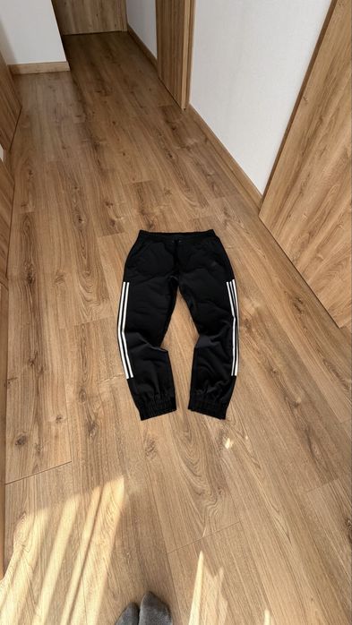 Чоловічі легкі літні  штани adidas  ( розмір  L)