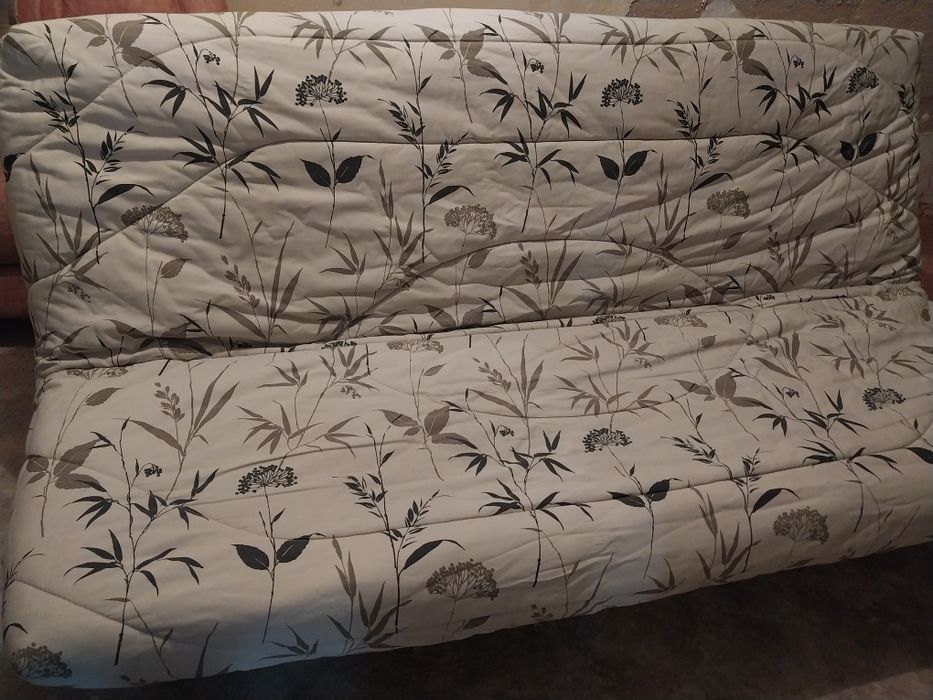 Três sofas a venda