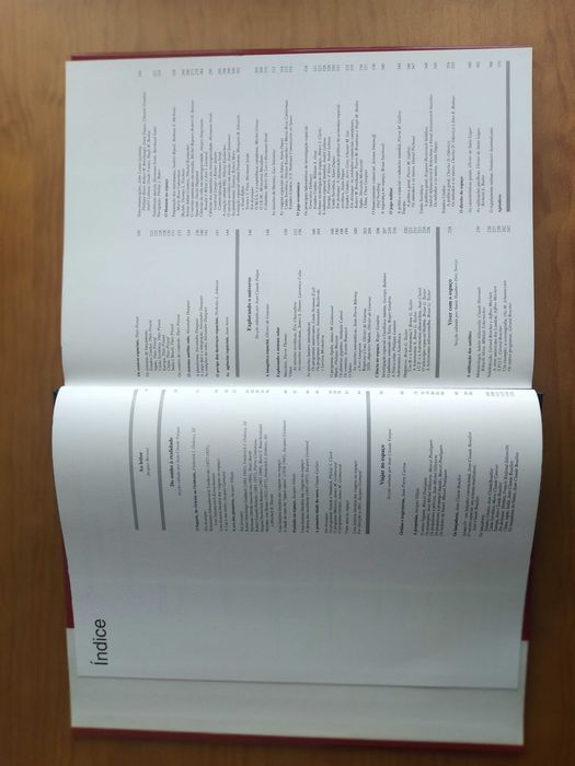 Atlas do Espaço da Grande Enciclopédia Portuguesa Brasileira - livro novo