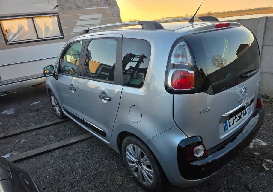 Бампер CITROEN C3 Picasso II розборка СІТРОЕН Ц3  Пікасо 2
