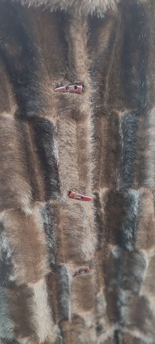 Шуба из искусственного меха