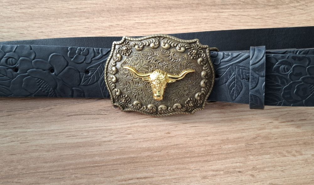 Pasek z motywem konia western dziki zachód 105  cm