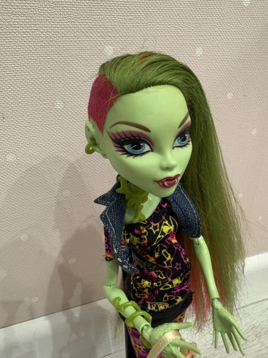 Lalka Monster High, Venus McFlytrap Between Classes