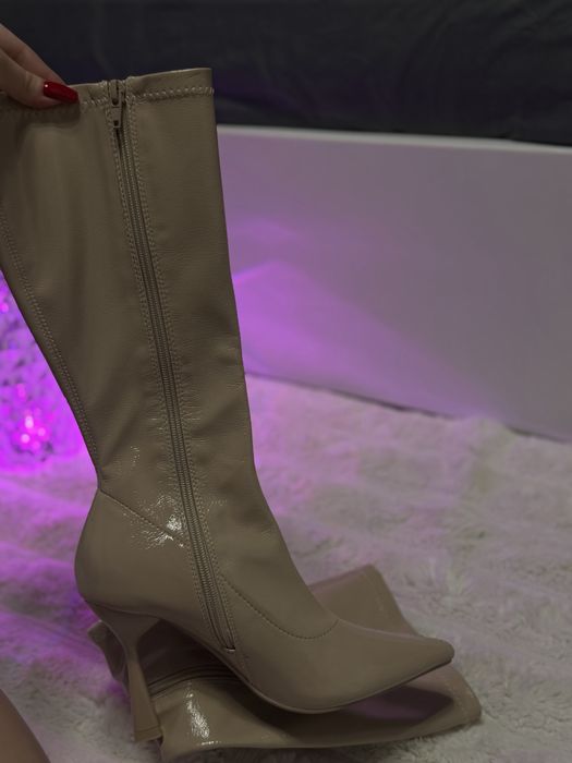 Нові бежеві підбори на мікрофлісі