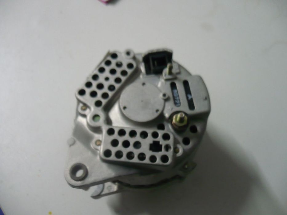 Alternador - Peugeot 405 / Citroen zx 1.9d - NOVO