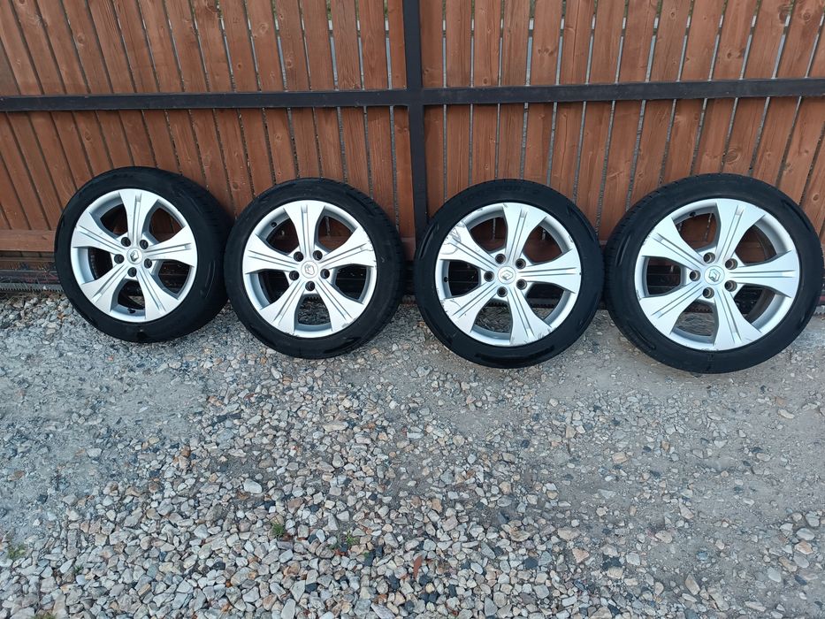 Koła aluminiowe 5x114 do Renault Honda Mazda Mitsubishi Toyota Ford Kia Suzuki z oponami 205/50 R17