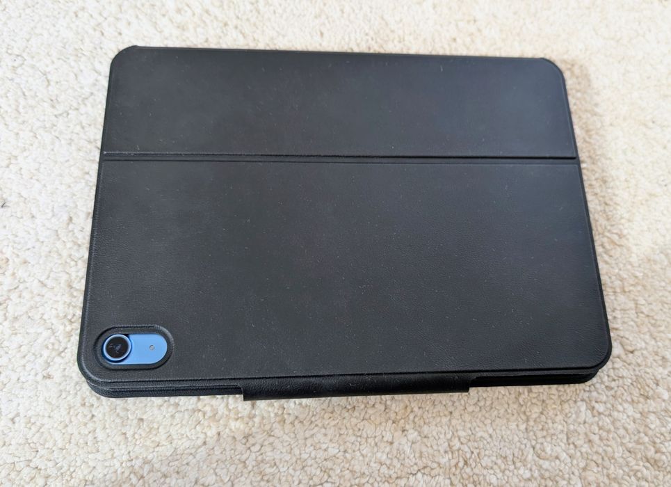 Capa magnética com teclado Bluetooth preta iPad 10.9 10a geração