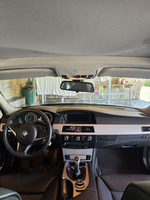 BMW 520D (2008).