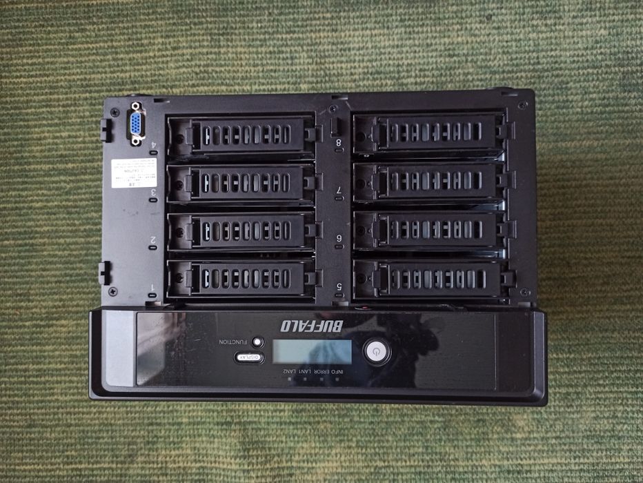 Мережеве сховище BUFFALO TS-8VHL