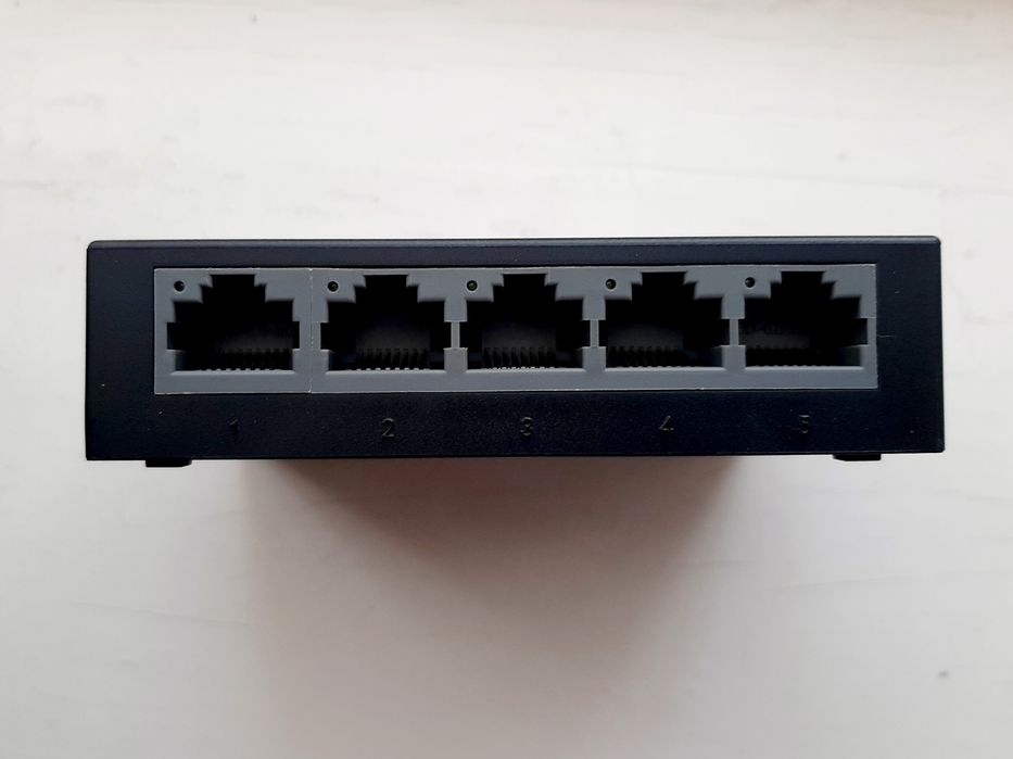 Switch de rede TP-Link LS1005G64286125799170120