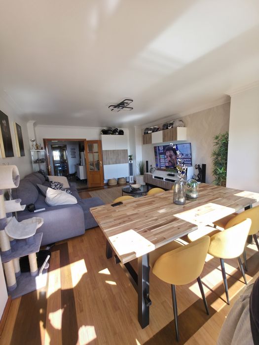 Apartamento T3 com box
