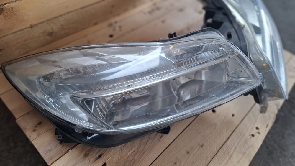 Lampy Przód Opel  Insignia A Europa Prawa