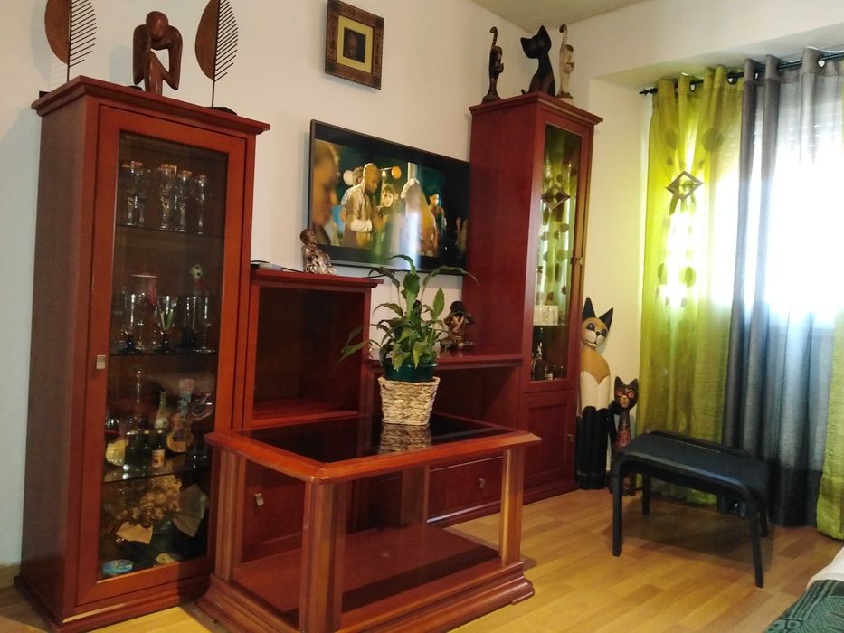 Móvel sala com mesa de centro