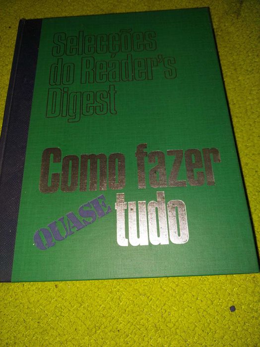 Vários livros de temas diferentes