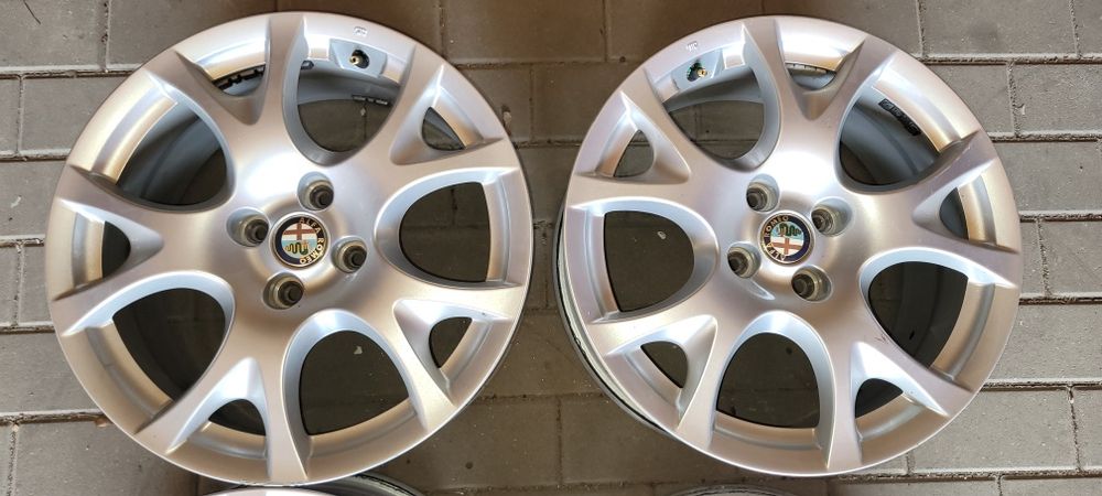 Oryginalne felgi aluminiowe  Alfa Romeo  Mito