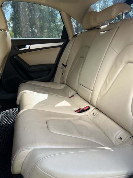 Audi a4 b8 2.0 Quattro 2012 (2013 модельного, рест)