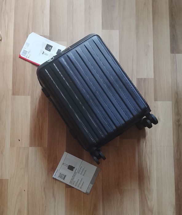 Продам чемодан Esmara  4 колесах