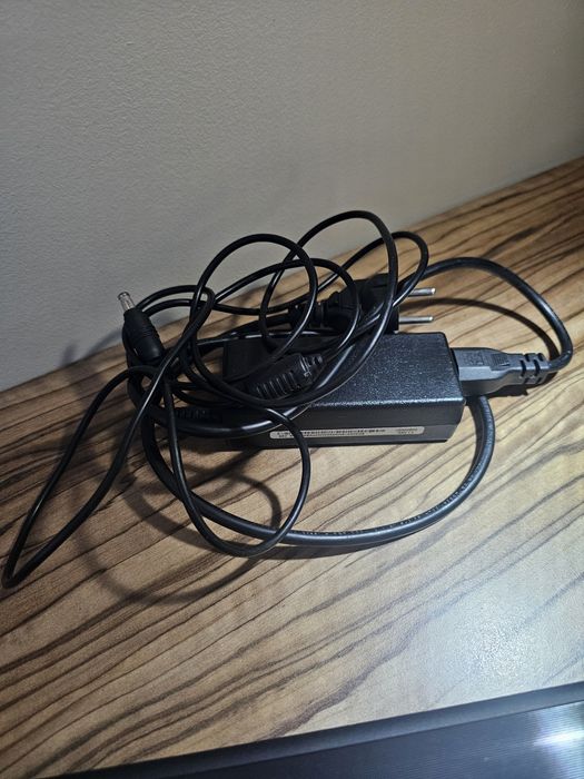 Laptop Samsung NP300E5A