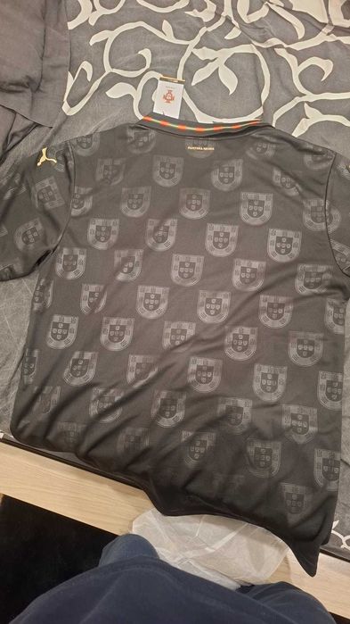 Camisola Portugal Eusébio 2026