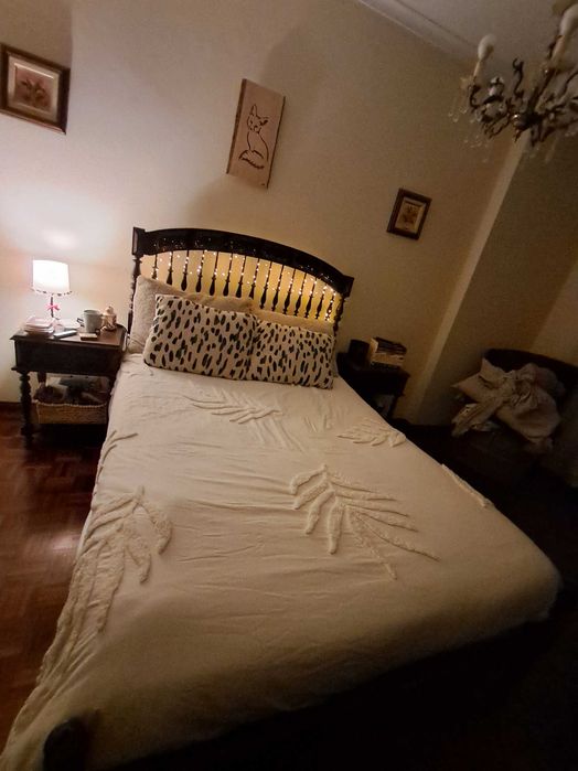 Quarto completo (c/colchão) 375€