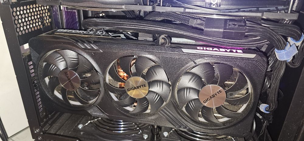 Karta Graficzna GIGABYTE GeForce RTX 4070 Super Gaming OC 12GB