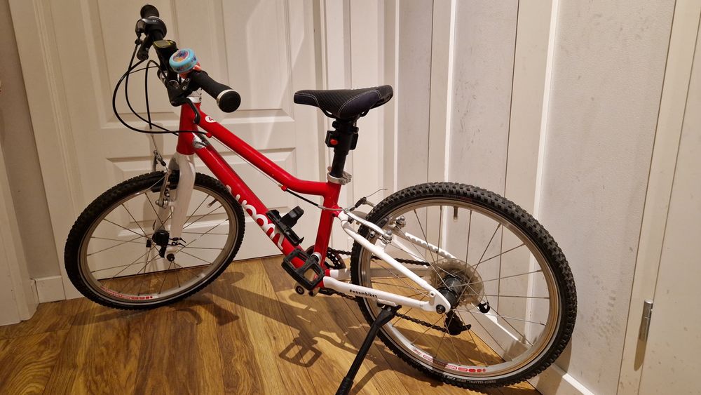 Rower Woom 4 czerwony