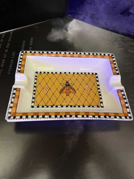 Cinzerios Porcelana Franceses Souleiado "Les Abeilles" - Novo