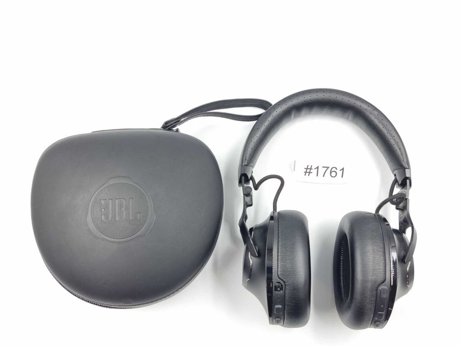 JBL・CLUB950NC・ワイヤレスヘッドフォン・専用ケース付き  中古品 JBL・CLUB950NC・ワイヤレスヘッドフォン・専用ケース付き 中古品