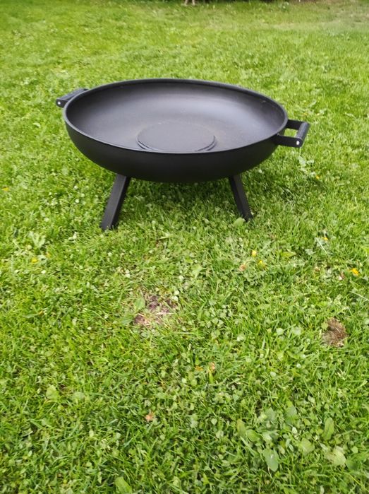 Grill, palenisko ogrodowe