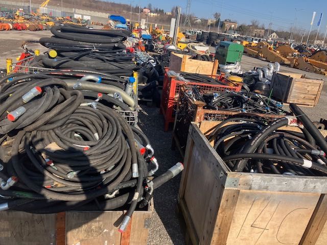 kruszarka paleta węży hydraulicznych nowych komplet